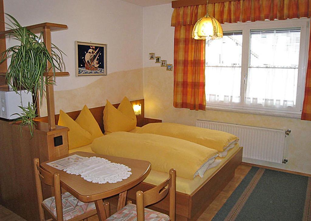 Gaestehaus Steiner Tröpolach Kamer foto